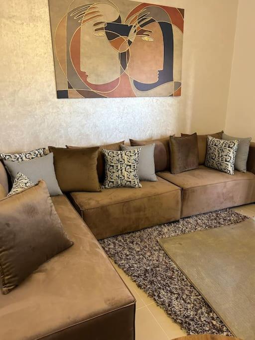 Appartement De Luxe A Bahia Golf Beach Spacieux De 126 M Бузника Екстериор снимка